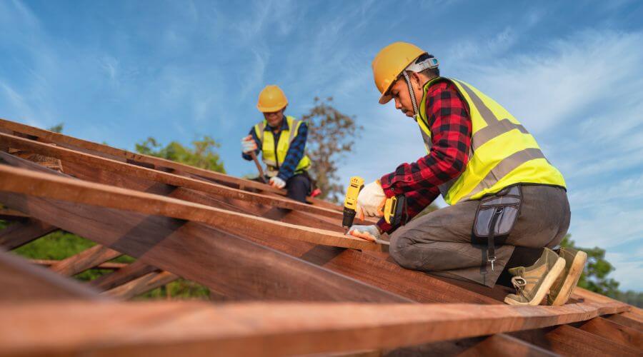 Professional residential roofers in Follett, TX